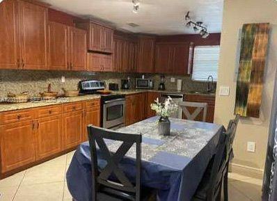 Photo - 3220 NW 16th St
