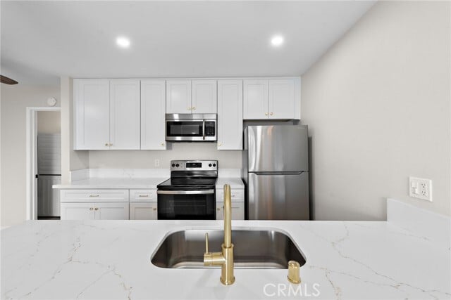 Building Photo - 6679 Linda Vista Rd Unit 22
