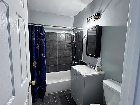 Photo - 2400 W Balmoral Ave Unidad 1c
