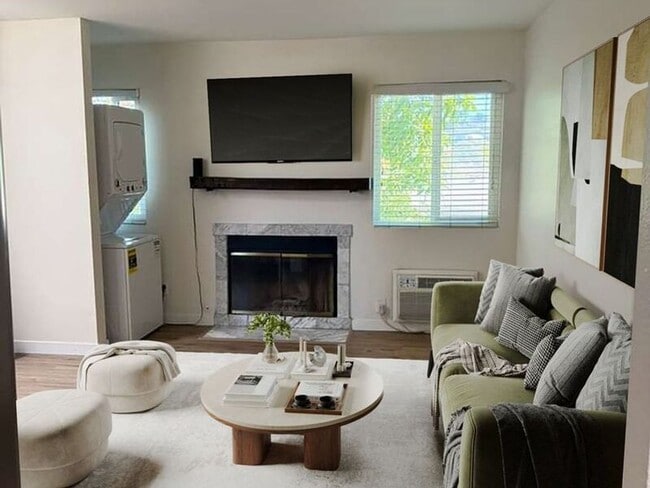 Building Photo - 6755 Mission Gorge Rd