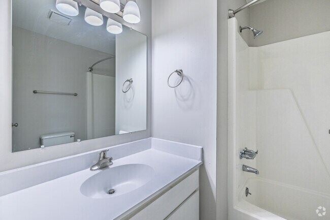 1BR, 1BA-630 SF Gold Bathroom