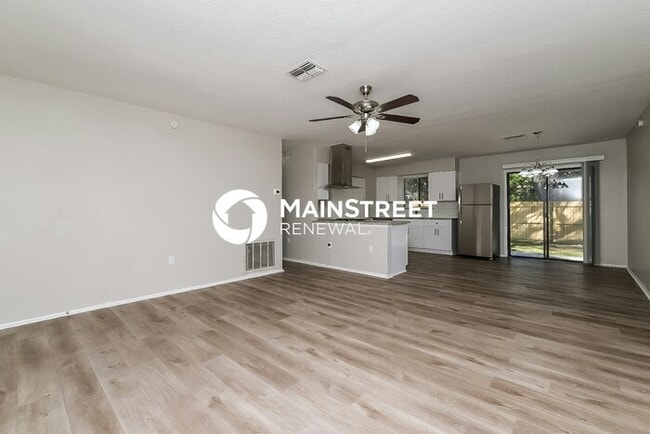 Photo - 3 Bedroom Pet-Friendly Home in NEW PORT RICHEY, FL with Main Street Renewal