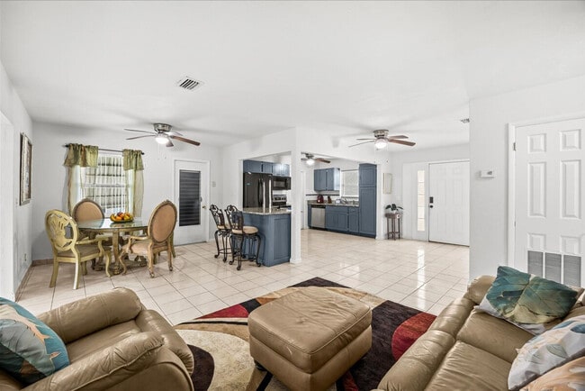 128 SE Prima Vista Blvd Unit SI ID1604422P