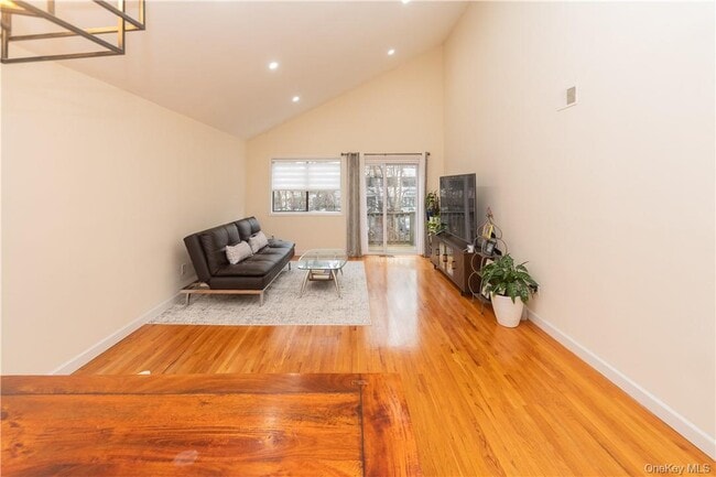 Photo - 135 W Nyack Rd Unit 58