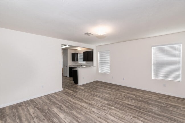 Photo - 5308 Rio Sabinas St