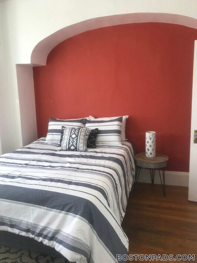 Photo - 463 Park Dr Unit 5