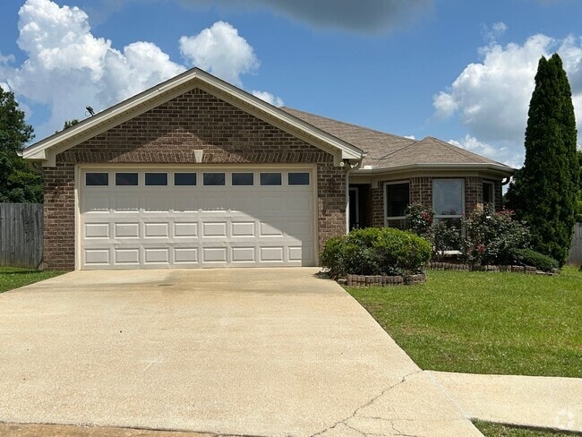 Building Photo - 192 Roscommon Rd Rental