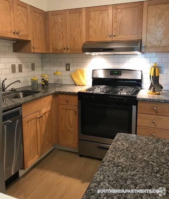 Building Photo - 414 Tremont St Unit 72 Rental