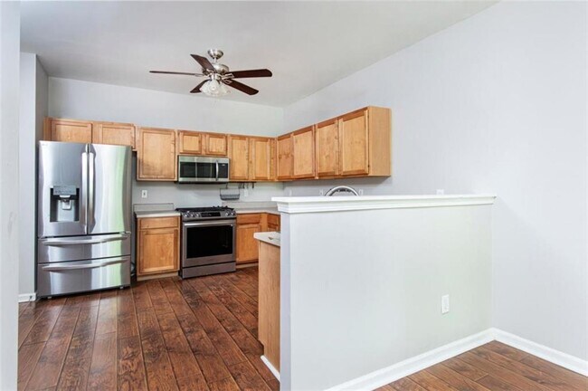 310 Sugarberry Ln