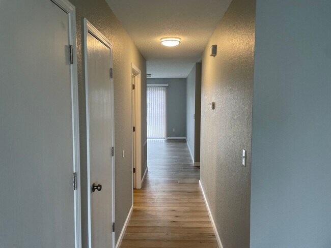 Photo - 1505 W 8th Terrace Unit B