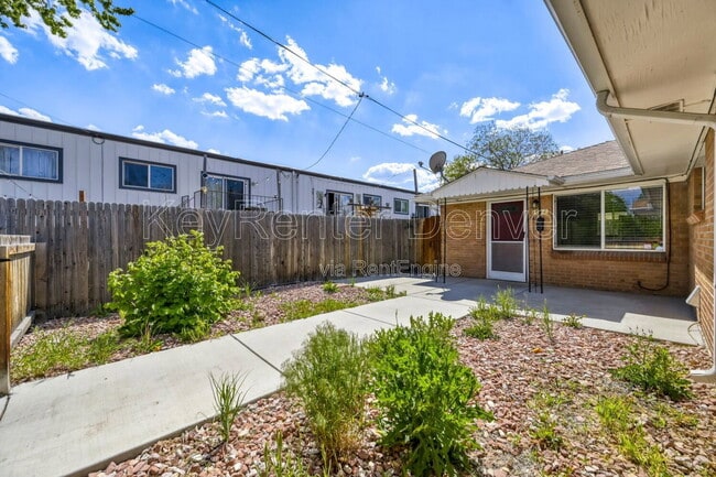 Photo - 847 Tennyson St