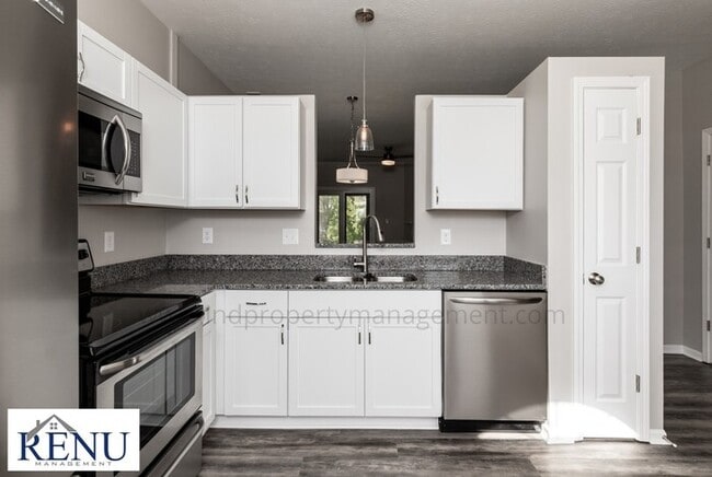 Photo - 2710 Lucas Dr