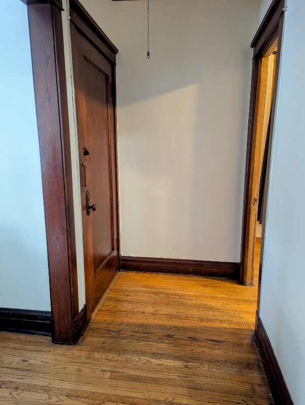 3619 N Claremont Ave Unit 1
