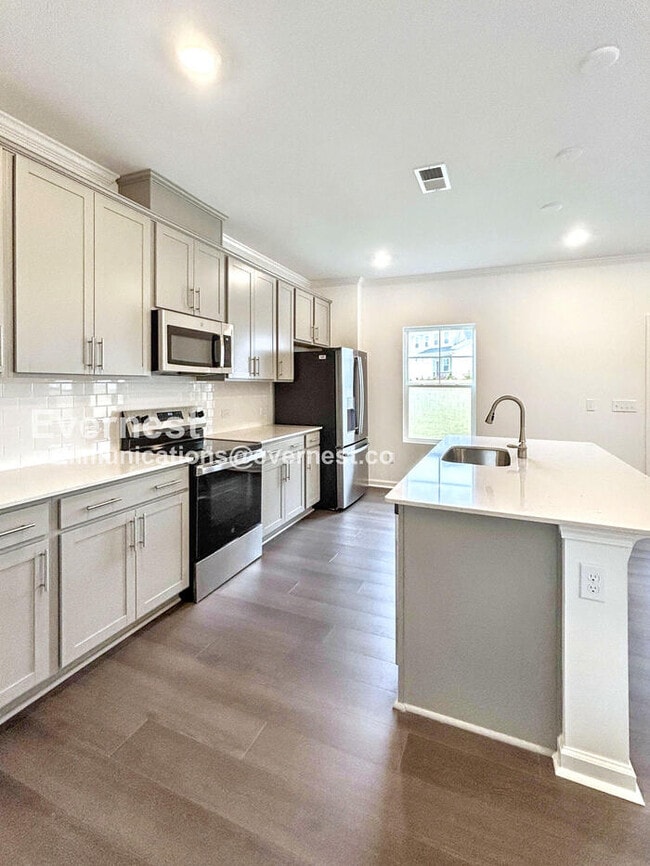 Photo - 612 Roy Adams Rd