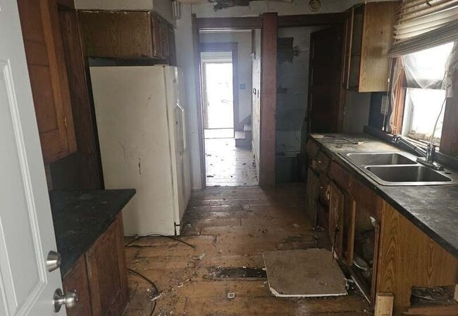 Photo - 1449 Walbridge Ave