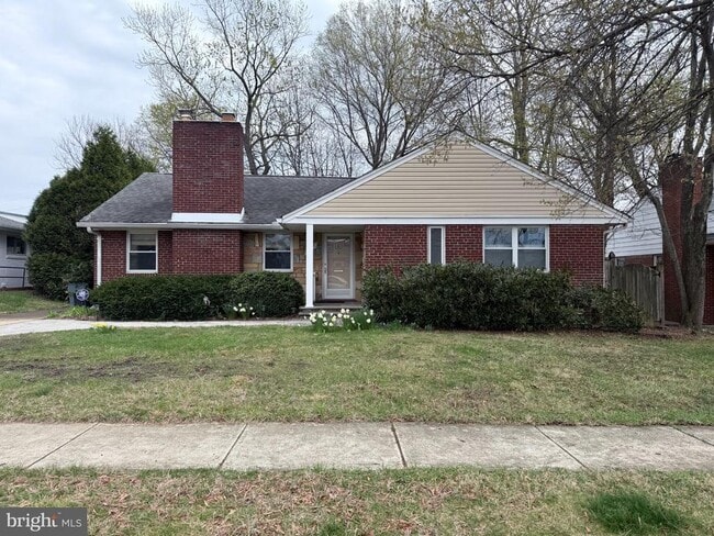 Photo - 9709 Saxony Rd