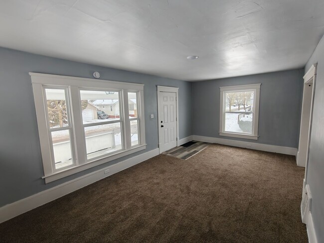 Photo - Newly Rehabbed 6-Bedroom, 3-Story Home with Off-Street Parking