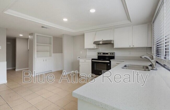 Photo - 2614 Crestmoor Ct