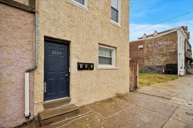 Building Photo - 2111 Orthodox St Unit 2