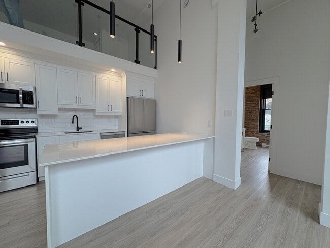 Photo - 57 Canterbury St Unit 402