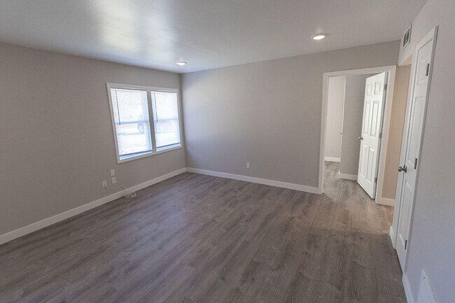 Photo - 3608 Greeley Dr