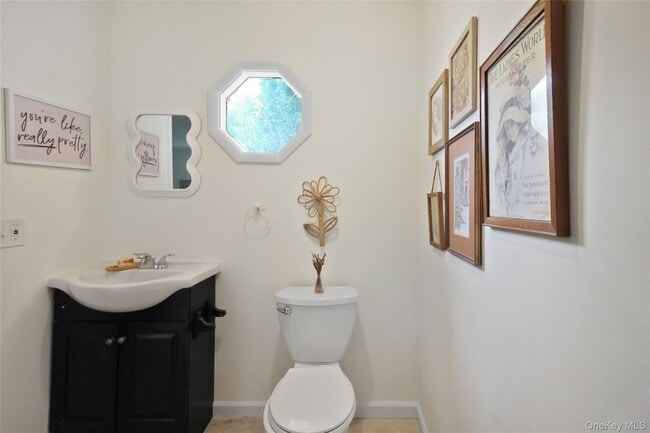 Photo - 525 Harbor View Ct