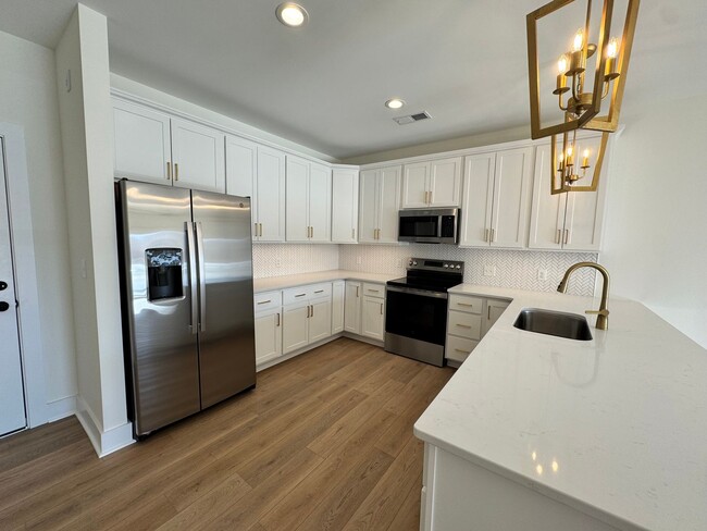 Photo - THE CROWN AT CORNESTONE Unit 207