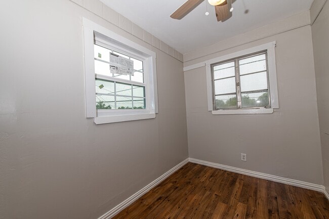 Building Photo - 7110 McHenry St Unit B-TOP Rental