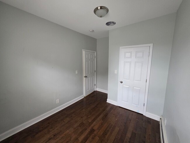 712 17th St Unit 2
