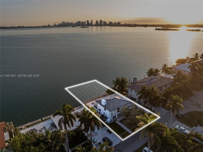 Photo - 1351 Bay Terrace