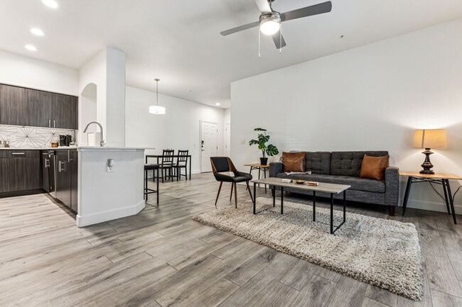 Photo - 9450 W Cabela Dr Unidad SI ID1054664P