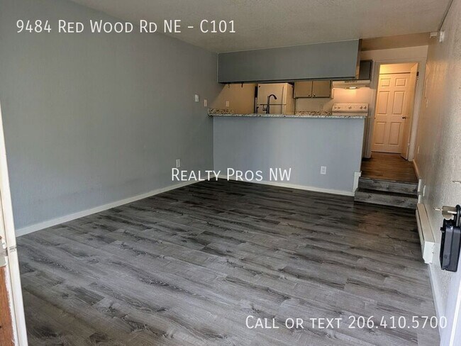 Photo - 9484 Red-Wood Rd NE