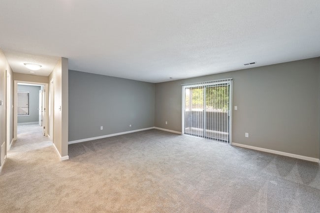 Photo - Pebble Point