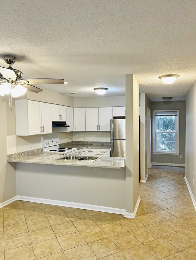 Photo - 2708 S 17th St Unidad B