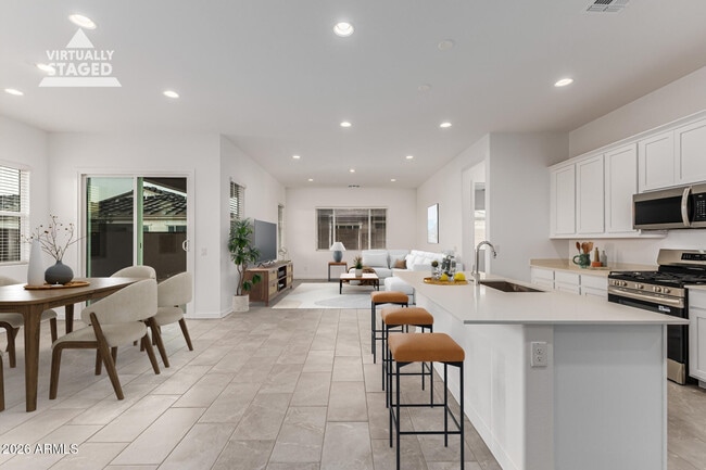 Photo - 9646 W Flower St