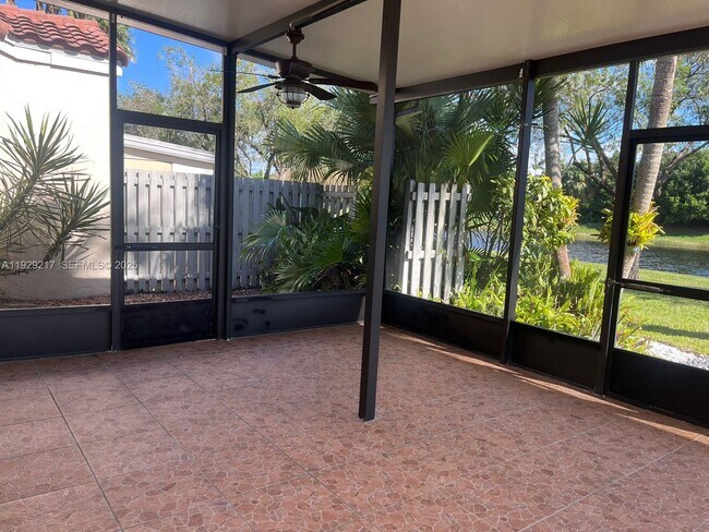 Photo - 1528 Springside Terrace