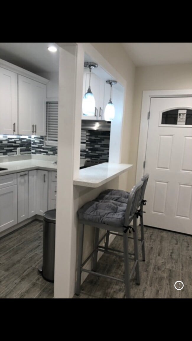 Photo - 2544 S Bentley Ave