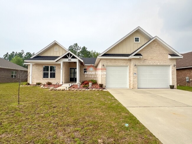 Charming Custom-Built Home with Bonus Room... - Charming Custom-Built Home with Bonus Room...