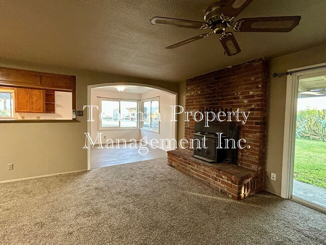 Photo - Country home on a Rural Farm in Corning.