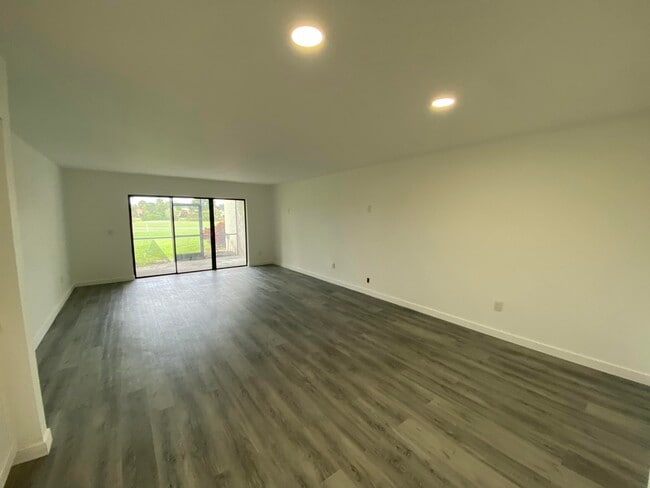 Photo - 21203 Largo Way Unit 15c