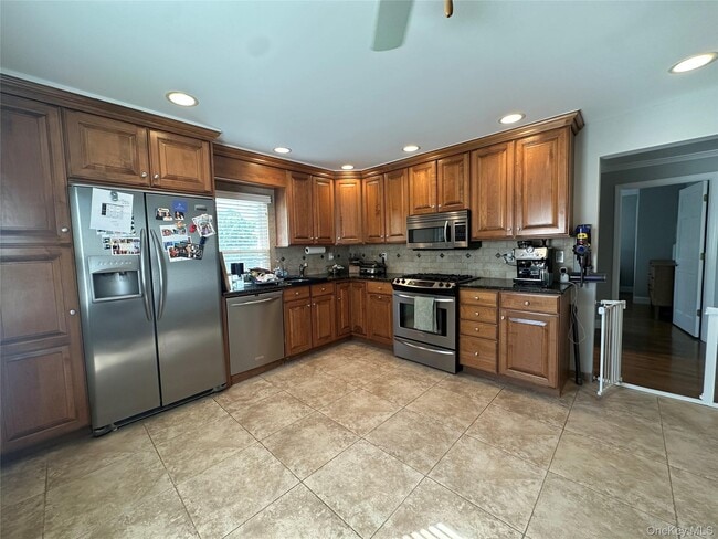 Photo - 15 Barlow Ave Unit 2