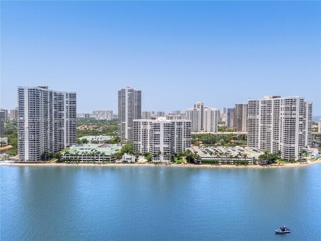 Photo - 3600 Mystic Pointe Dr Unit 1816