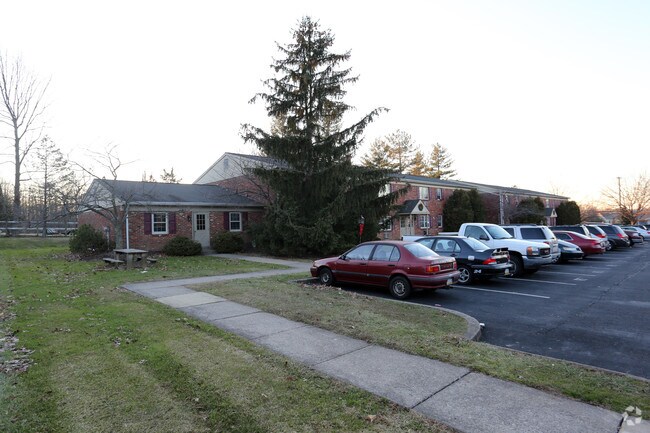 Maple Grove Apartaments - Dublin Village II