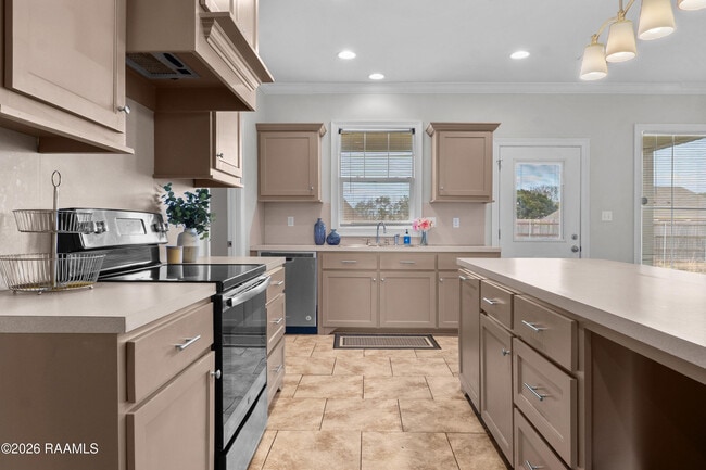 Photo - 1007 Lillian Michel Dr