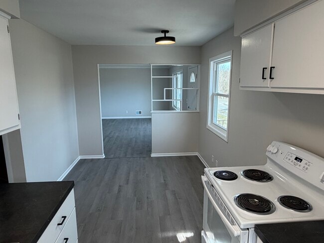 Photo - 7524 N 34th St