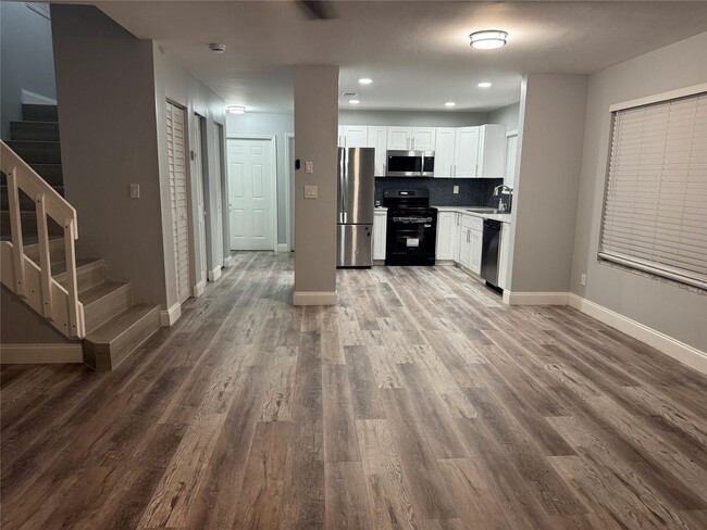 Photo - 5516 NW 22nd St