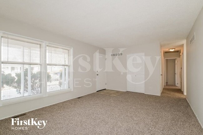 Photo - 1560 Leisure Dr