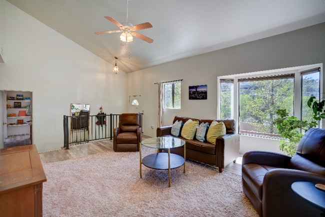 Photo - 2807 Willow Creek Rd