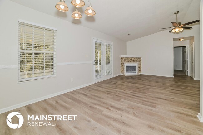 Photo - 5051 Cattail Ln