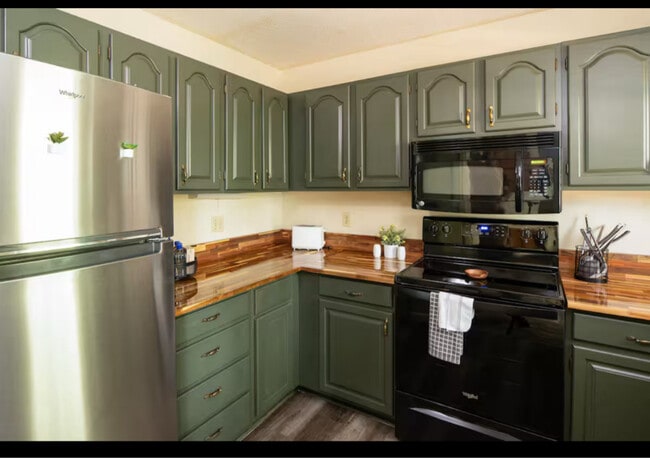 Photo - 109 Arcadia Ln